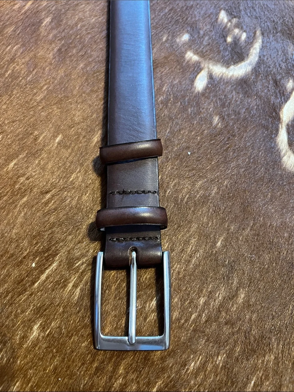 Leather Men's Belt in Dark Brown - Unbranded